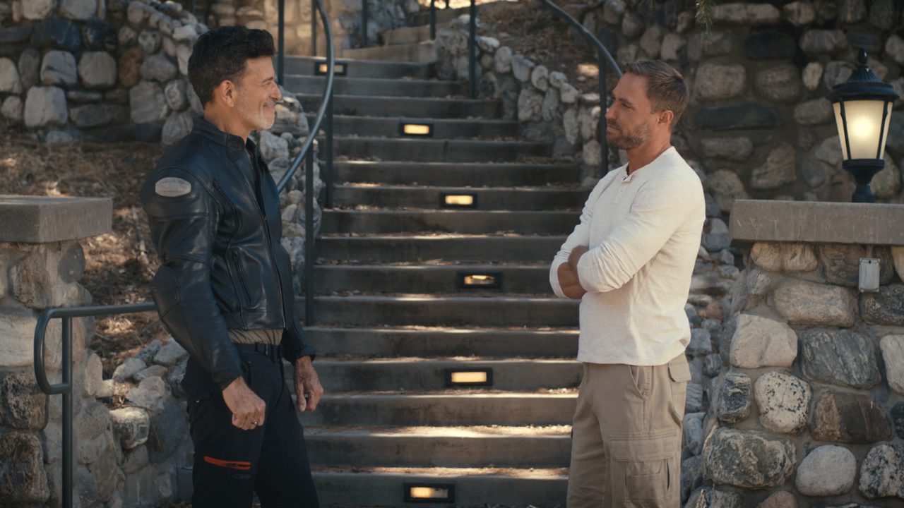 TGB_58_2.1026.1_DanStevenstandingatCabinSteps